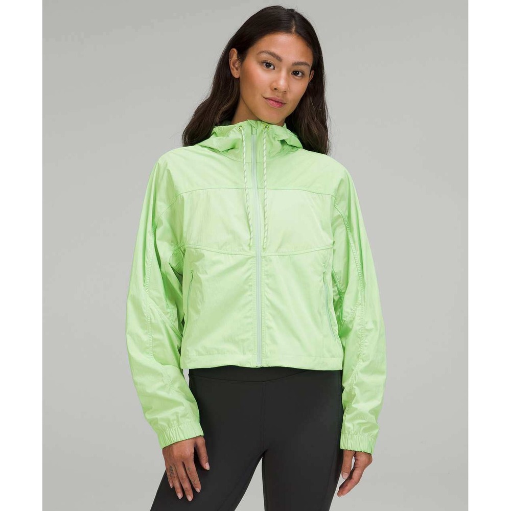 Lululemon Lightweight Cropped Jacket Windbreaker Scream Green Light Size 6